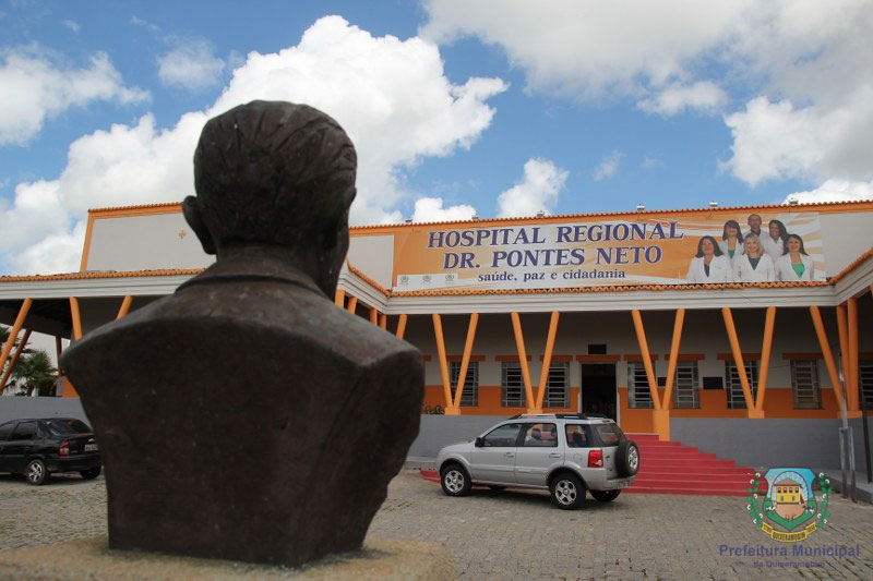 Fachada do Hospital Regional Dr. Pontes Neto