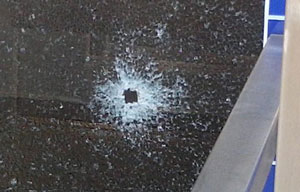 Marca de bala no vidro